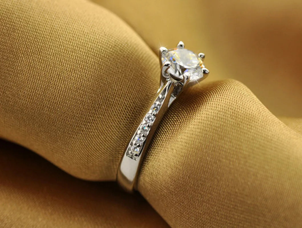 LADIES RINGS AND JEWELRY